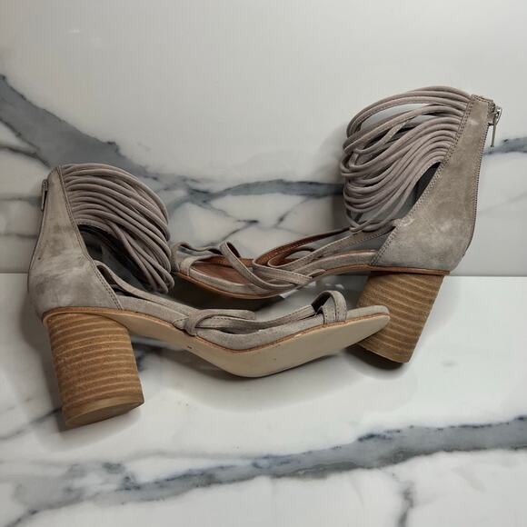 JEFFREY CAMPBELL NWOB Despina Taupe Ankle Wrap Tassel Sandal Women’s Size 8.5 - Picture 7 of 9